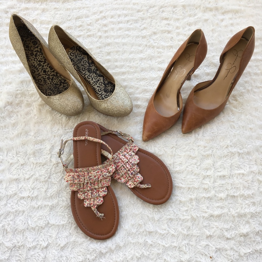 Size 8 shoe bundle - gold glitter heels